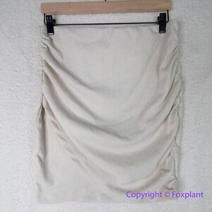 New! Free People Ruched Mini Skirt‎ textured, size M